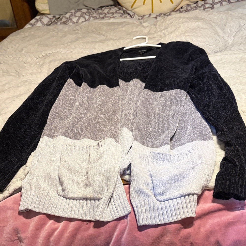 New Directions Black and Gray Colorblock Cardigan